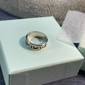 Tiffany & Co. Atlas sz5.75 vintage 1995 925ag